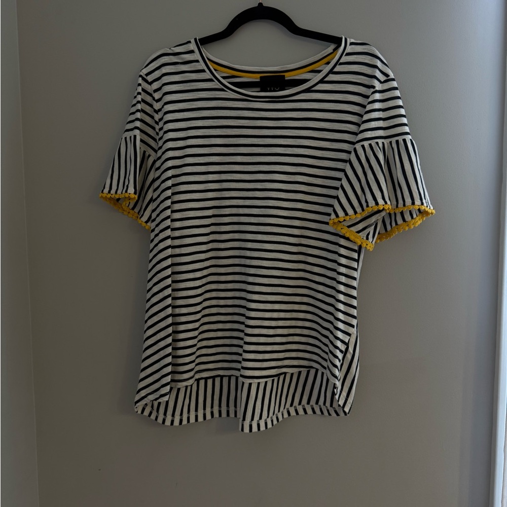 W5 Black and White Boxy T-Shirt with Cuffed Sleeves